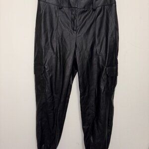 New York And Company Pants Cargo Jogger Size 6 Black Faux Leathercore Modern NWT